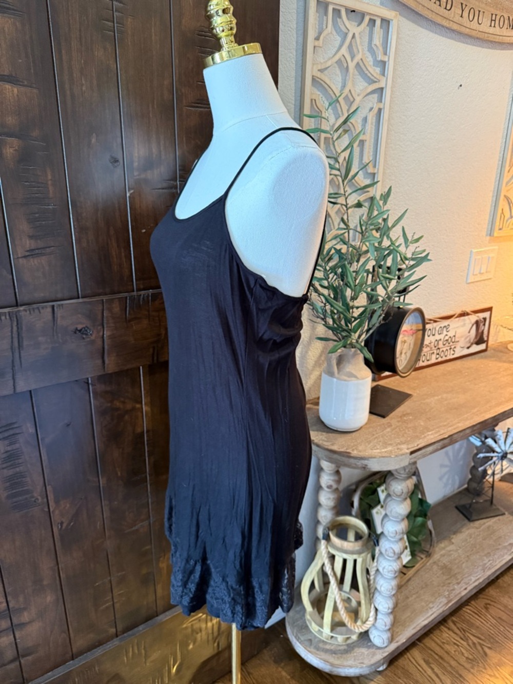 Black Lace-Hem Slip Cami with Adjustable Straps - Picture 2 of 4